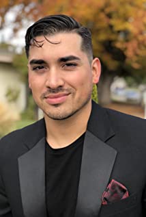 Joshua Flores-Q